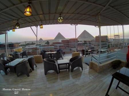 Horus Guest House Pyramids View11