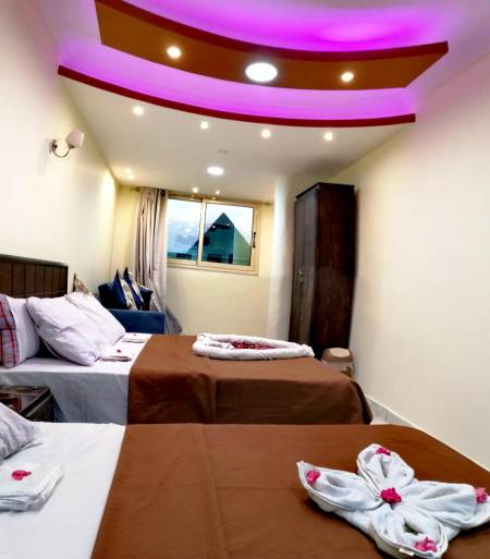 Horus Guest House Pyramids View5