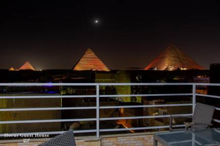 Horus Guest House Pyramids View7